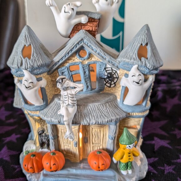 ❌SOLD❌Partylite Halloween Tealight Haunted House - Picture 1 of 11